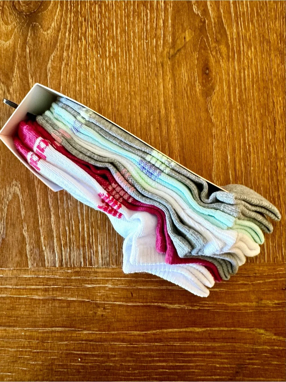 NWT 6-pack New Balance cushioned no show socks